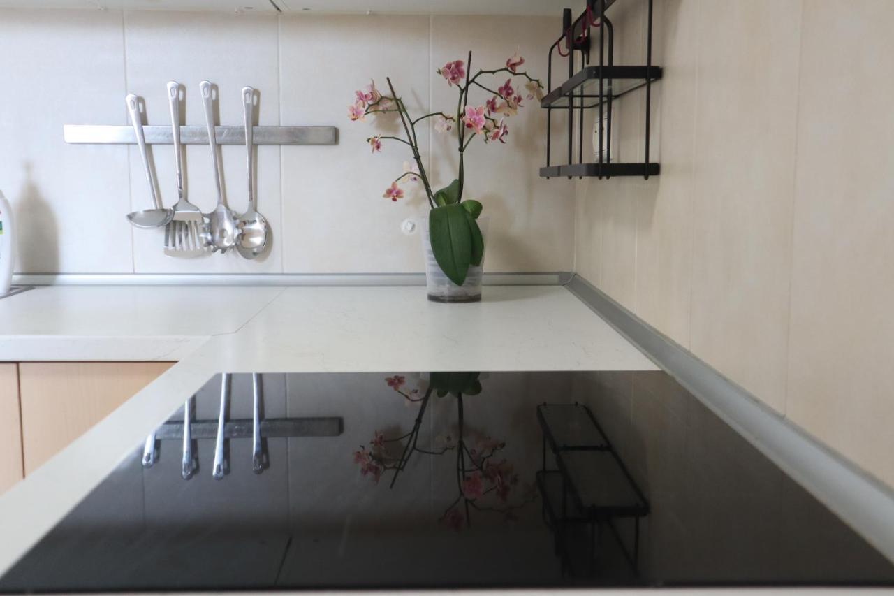 City Center 2 Bedroom A/C Apartment Μπρατισλάβα Εξωτερικό φωτογραφία