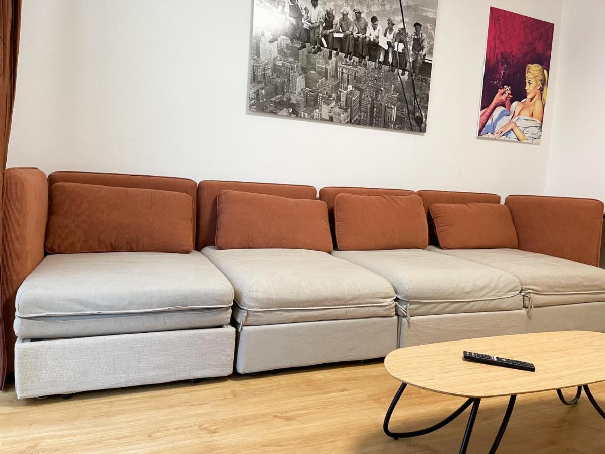 City Center 2 Bedroom A/C Apartment Μπρατισλάβα Εξωτερικό φωτογραφία